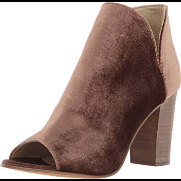 Steve Madden Shoes - Steve Madden Kaitt Velvet Open Toe Block Heels 8.5